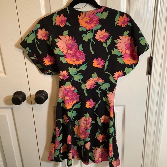 Zara - Picture 4 of 4